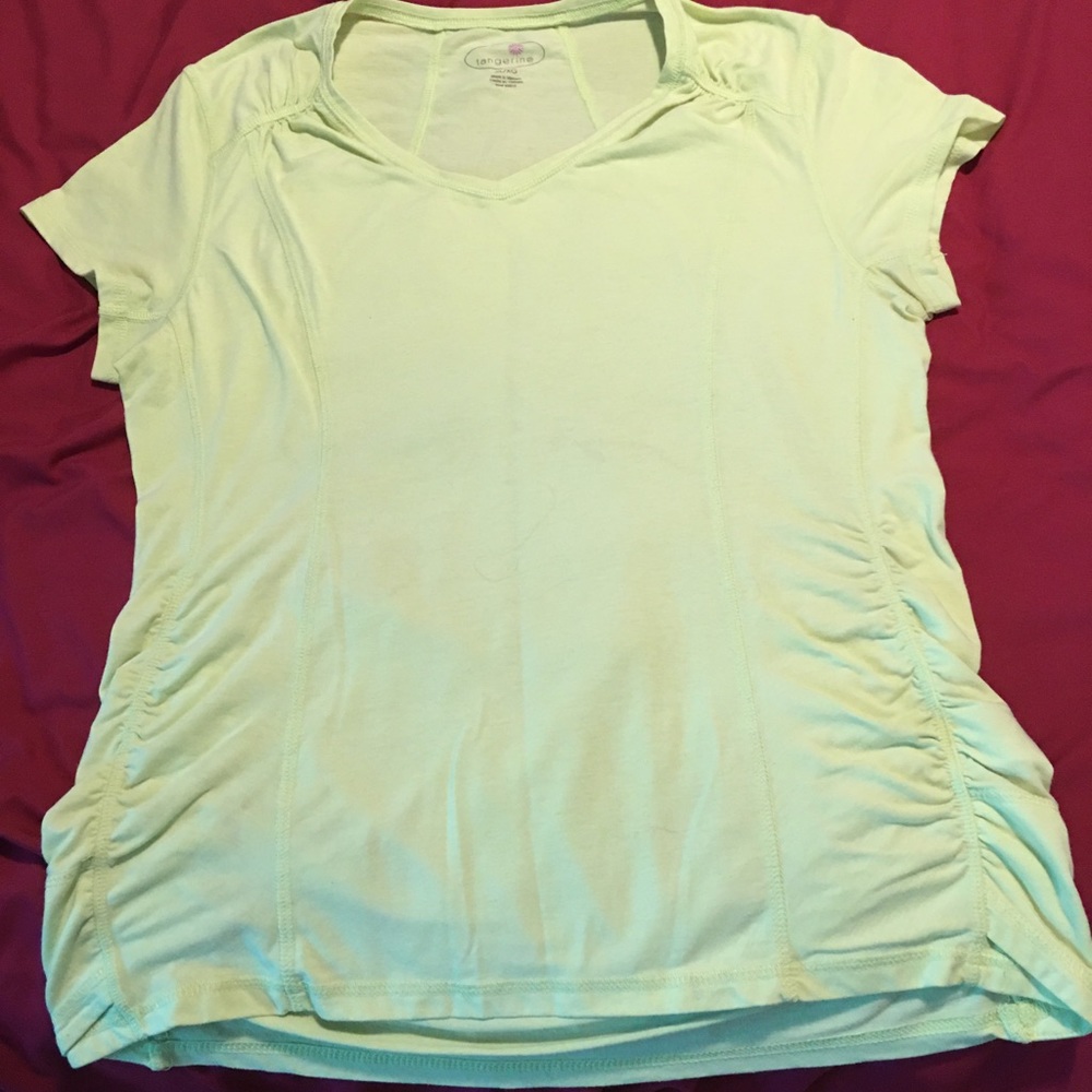 Woman’s xl t-shirt